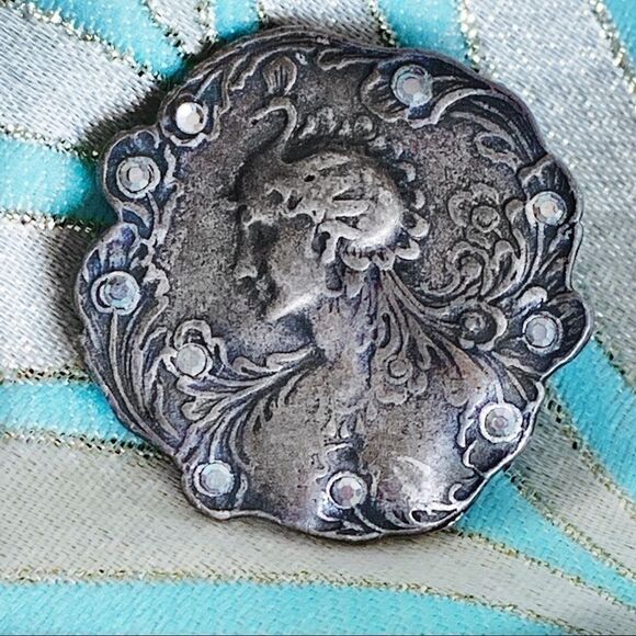 Vtg Banana Bob Victorian lady portrait pin-ox silver Aurum crystal scallop edge - Picture 5 of 6